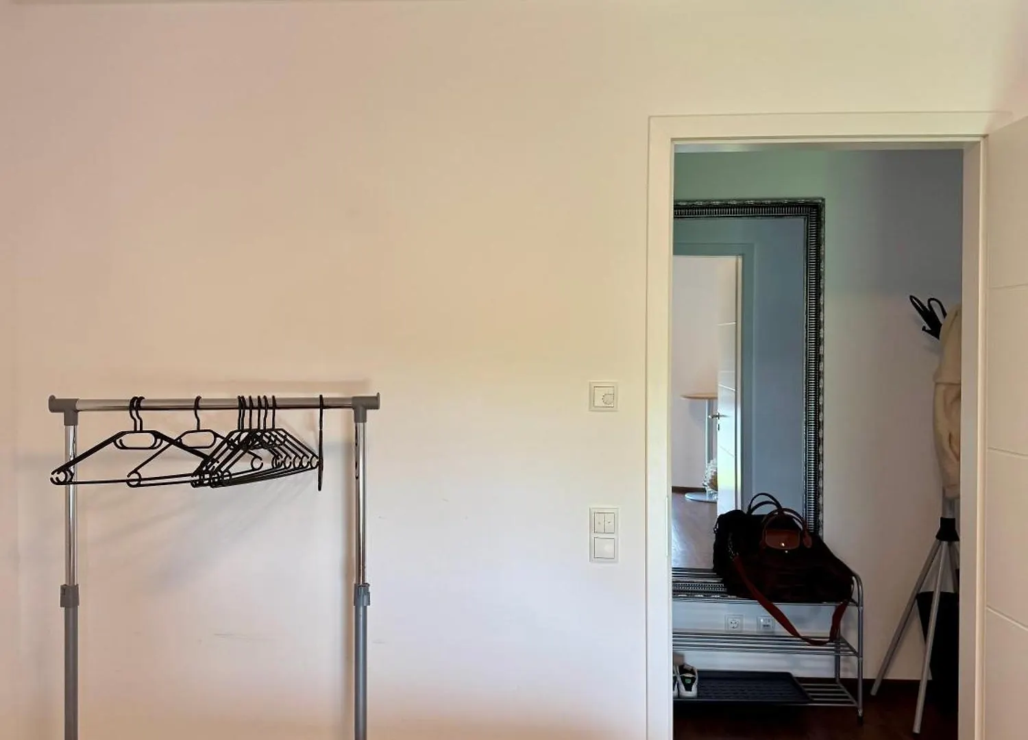 Moderne Wohnung 100 M2 Mit Buero Und Terrasse 米尔多夫